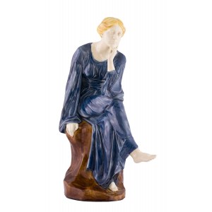 Statue d'une femme pensive