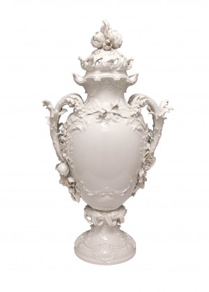 Váza na potpourri, Kráľovská porcelánová manufaktúra, Berlín, 2. polovica 19. stor.