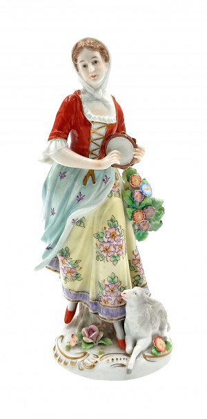 Shepherdess figurine playing the tambourine