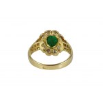 Zlatý prsteň s marquise smaragdom 1,10 ct, diamantmi 1,28 ct