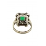 Zlatý prsten, smaragd 1,45 ct, diamanty 1,37 ct liber