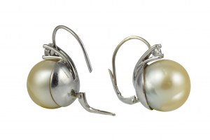 South Sea pearl earrings 13.95mm, diamonds0.40ct H/Si
