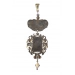 Silver medallion pendant, old style frame