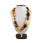 Collier de perles d'ambre multicolores