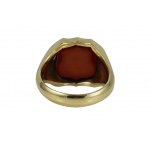 Gold coat of arms signet ring with two-color agate