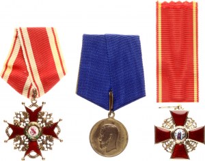 Set di 2 ordini e 1 medaglia con documenti di Nikolaj Rodkiewicz - Camera del Tesoro di Livland (Riga)