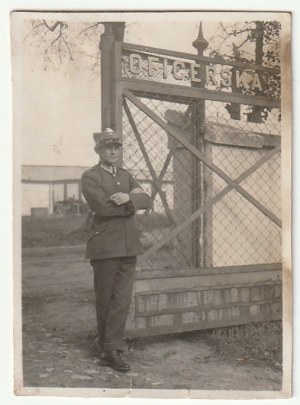 DĘBLIN. Dęblin airport gate and sentry, two photos, front and back, 1929.