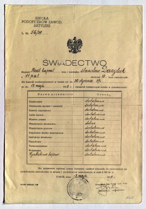 TORUŃ. School of Non-Commissioned Officers Professional. Artillery. Certificate of completion of the instructor's course by the second-in-command Corporal Stanislaw Darzyluk.