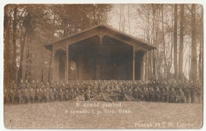 POZNAŃ, LESZNO. Gruppenbildnis der Soldaten der 8. Schwadron des 1. Regiments des Grenzschutzes, ausgeführt. 18.10.1920