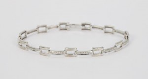 Bracelet with diamonds