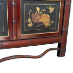 Double-wing lacquered wooden screen