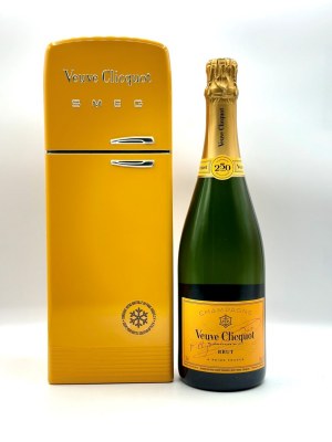 Veuve Clicquot Brut Carte Jaune SMEG box,, Veuve Clicquot Brut Carte Jaune SMEG box,