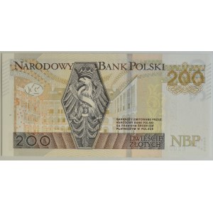 200 złotych 2021 - EZ 0000010 - bardzo niski numer seryjny