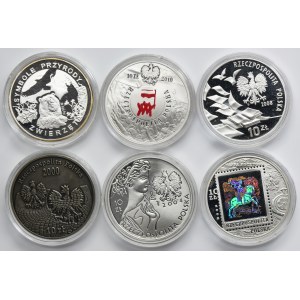 Ensemble, 10 zlotys et pièce commémorative de la Monnaie de Varsovie (6 pièces).