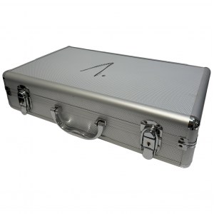 Aluminiowy kufer