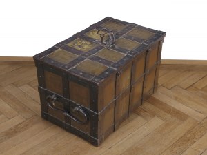 Iron chest, 17th century