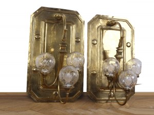 2 sconces, three-armed with cut glass globes, around 1910/20