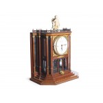 Élégante horloge de commode, Erhard Karbacher Vienne, vers 1800