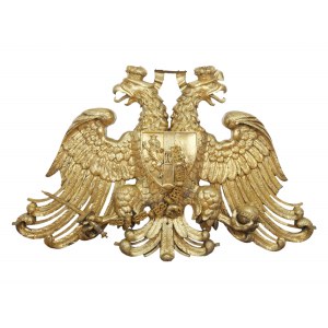 Monumental heraldic eagle