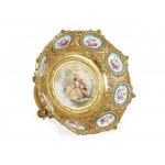 Středový talíř, polovina 19. století, porcelánové talíře ze Sèvres