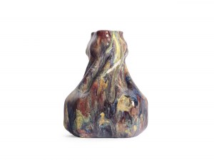 Ausdrucksstarke Vase, Ausführung Wiener Kunstkeramische Werkstätte