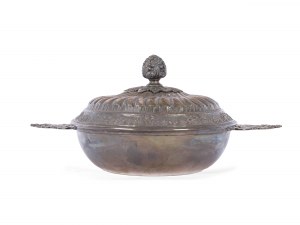 Tureen with lid, around 1900