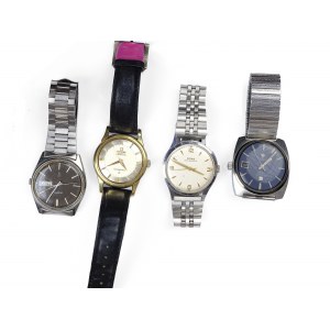 Lot mixte : 4 montres-bracelets