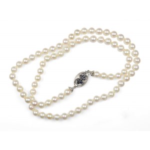 Perlový náhrdelník