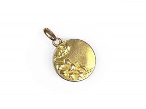 Medallion pendant, Art Nouveau