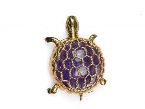 Brooch in the shape of a turtle