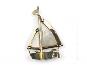 Brooch in the shape of a sailing ship