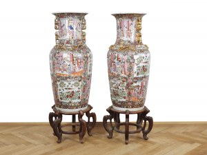Coppia di vasi con base in legno, Cina