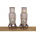 Pair of vases with wooden base, China