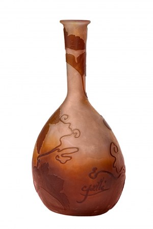 Émile Gallé, Vase mit Weinmotiv, 20. Jahrhundert.