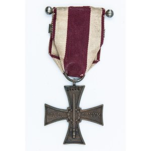 Kríž za statočnosť 1920 - 42x47mm
