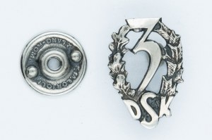 3 DSK badge