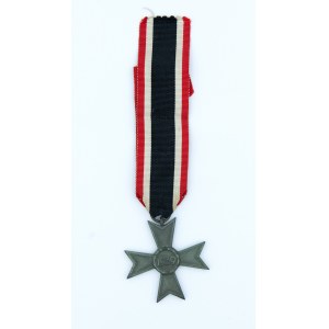 Strieborný kríž za vojnové zásluhy 1939 - Tretia ríša s originálnou stuhou