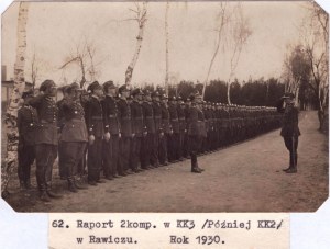 Group photo during the report