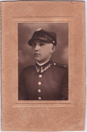 Portrait photograph of a soldier private of the Infantry of the Polish Army of the Second Republic in Ternopil