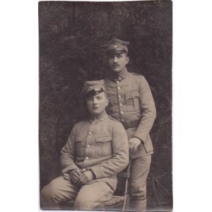 Photograph of two soldiers in uniform