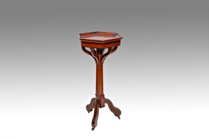 SIDE TABLE | England (Englisch / England - 19. Jahrhundert)