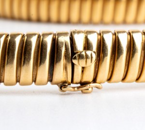 Collier de tubogas en or, propriété de la comtesse Paola Della Chiesa