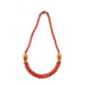 Červený korálový náhrdelník