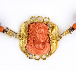 Coral onyx gold necklace and bracelet