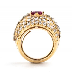 Bague en or ornée d'un diamant et d'un rubis