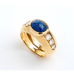 Blue sapphire diamond gold band ring