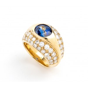 Blue sapphire diamond gold band ring