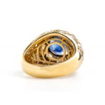 Złoty pierścionek z niebieskim szafirem i diamentem