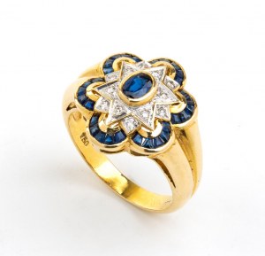 Gold ring with sapphires and diamonds