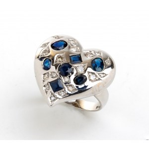 Gold ring with sapphires and diamonds